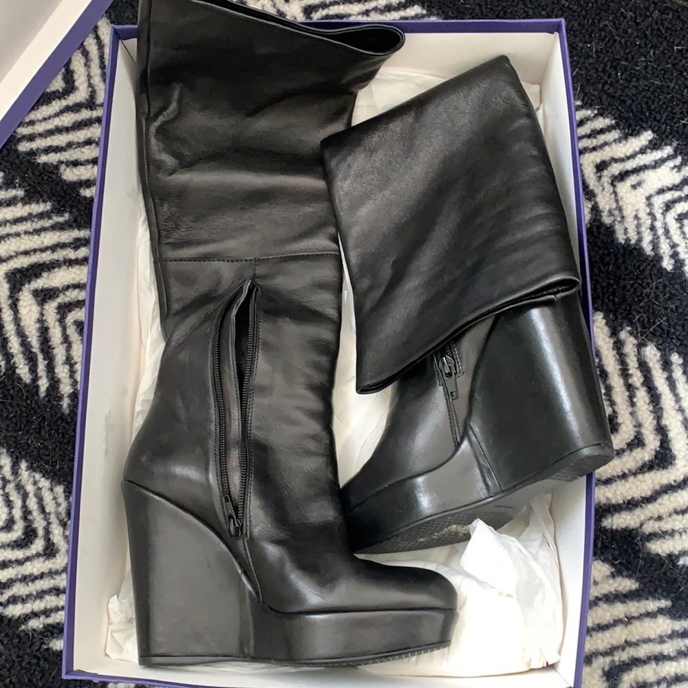 Stuart Weitzman “Molten” boots